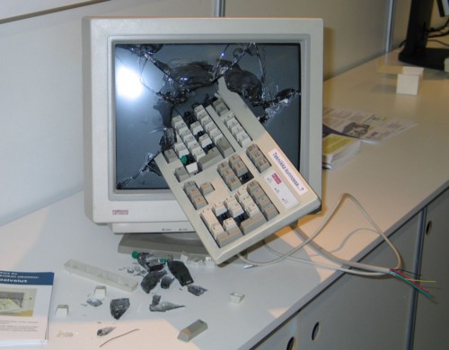 smashedcomputer_2.jpg